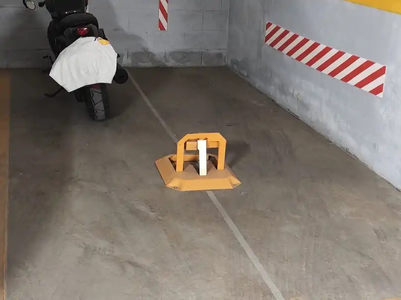Parking de Garaje de alquiler en Chiclana de la Frontera con Alarma