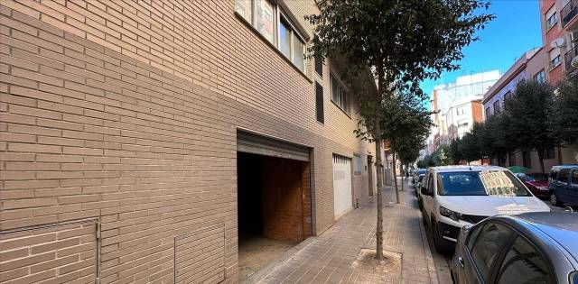 Local comercial en Venta en Parque Geólogo José Royo Gómez