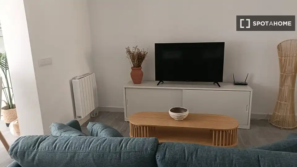 Sala de estar de Piso de alquiler en Vilanova i la Geltrú con Aire acondicionado, Calefacción y Amueblado