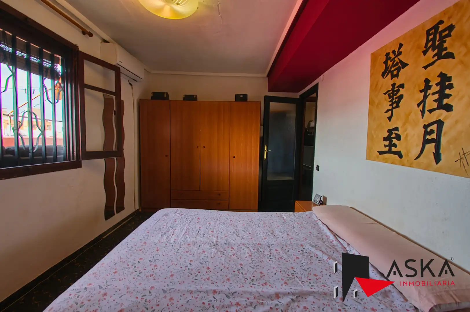 Habitación de Ático en venta en Valencia con Aire acondicionado, Terraza y Amueblado