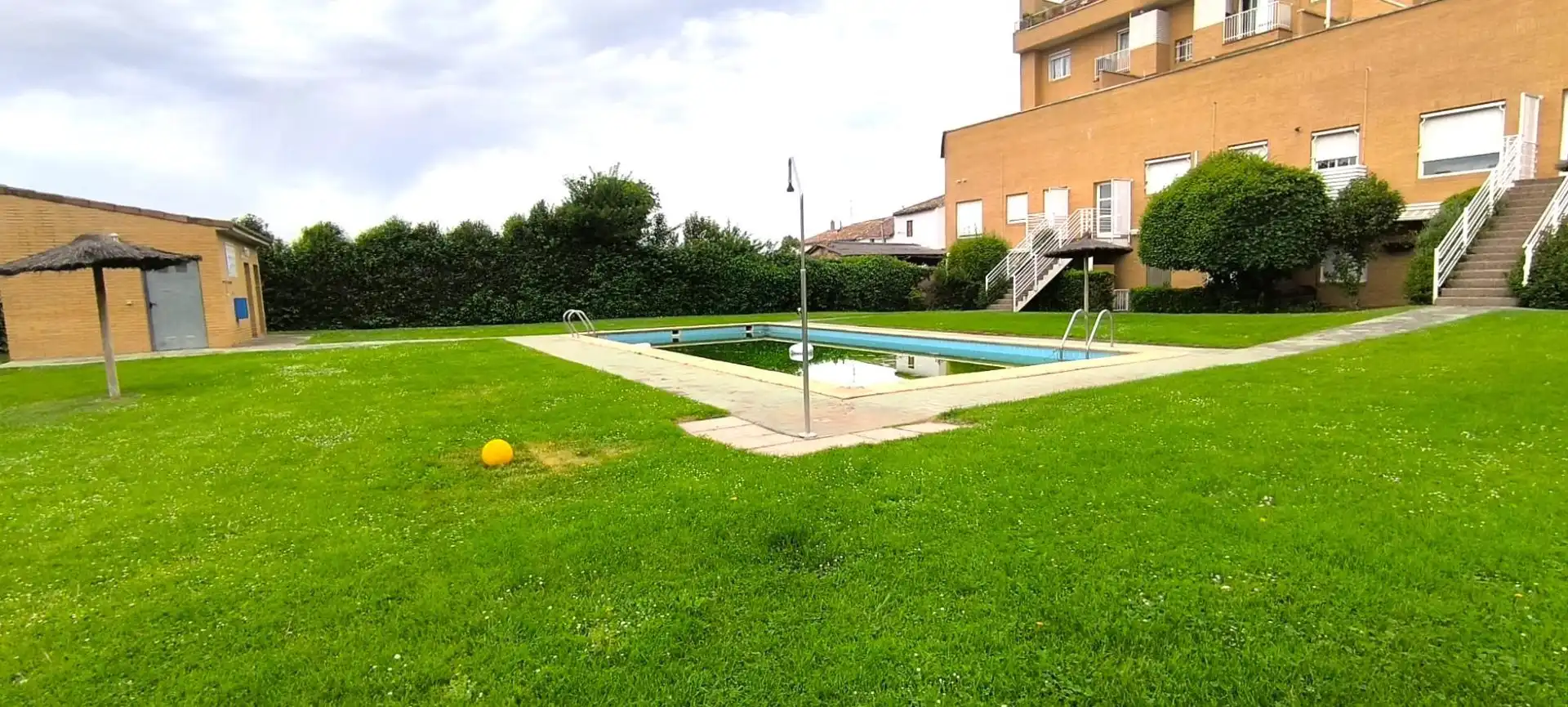 Piscina de Traster en venda en Villamediana de Iregua