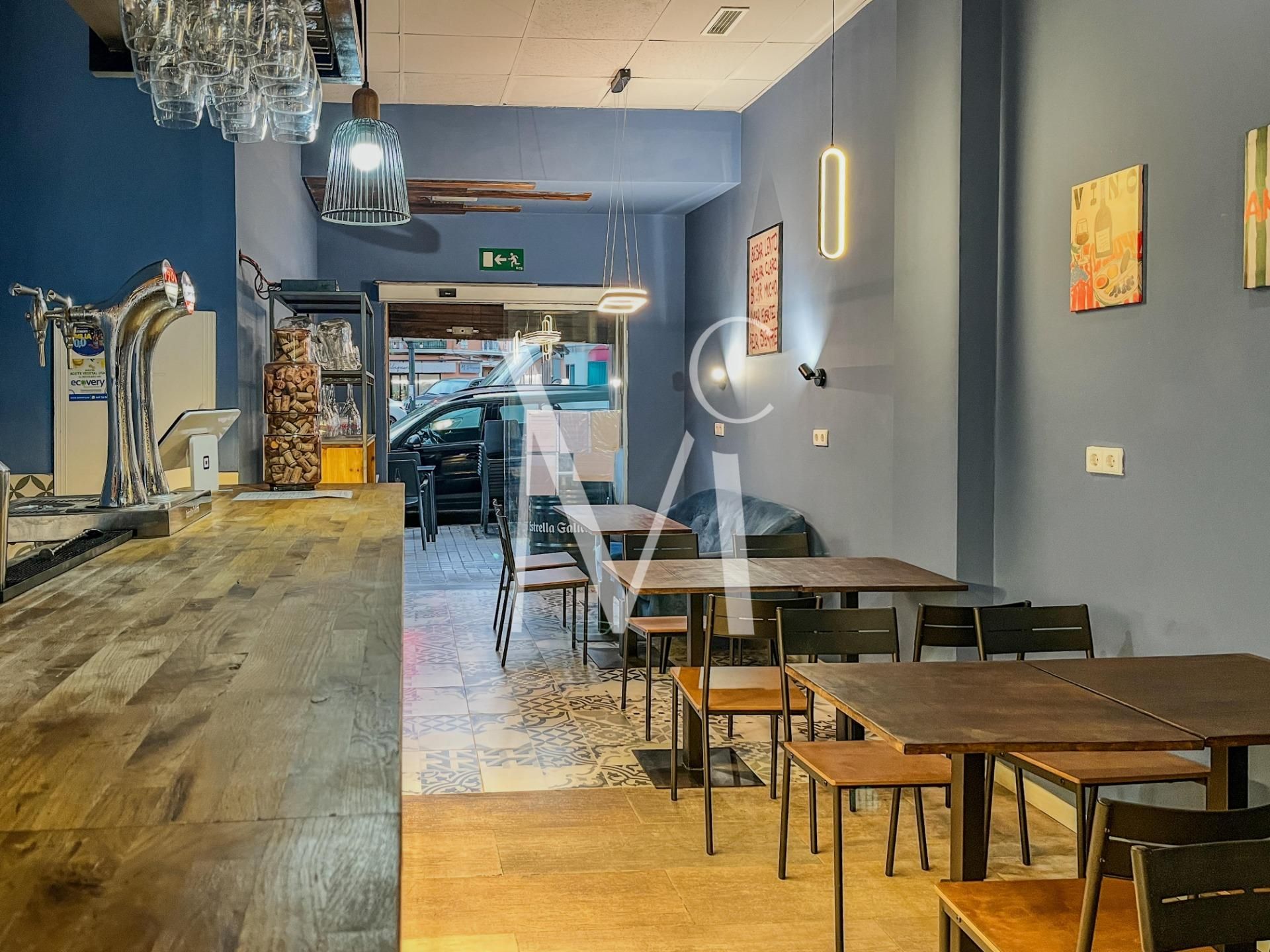 Local de lloguer en  Valencia Capital