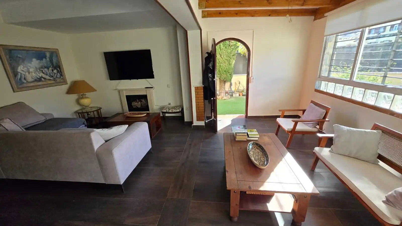 Wohnzimmer von Einfamilien-Reihenhaus zum Verkauf in Alhaurín de la Torre mit Klimaanlage, Privatgarten und Abstellraum