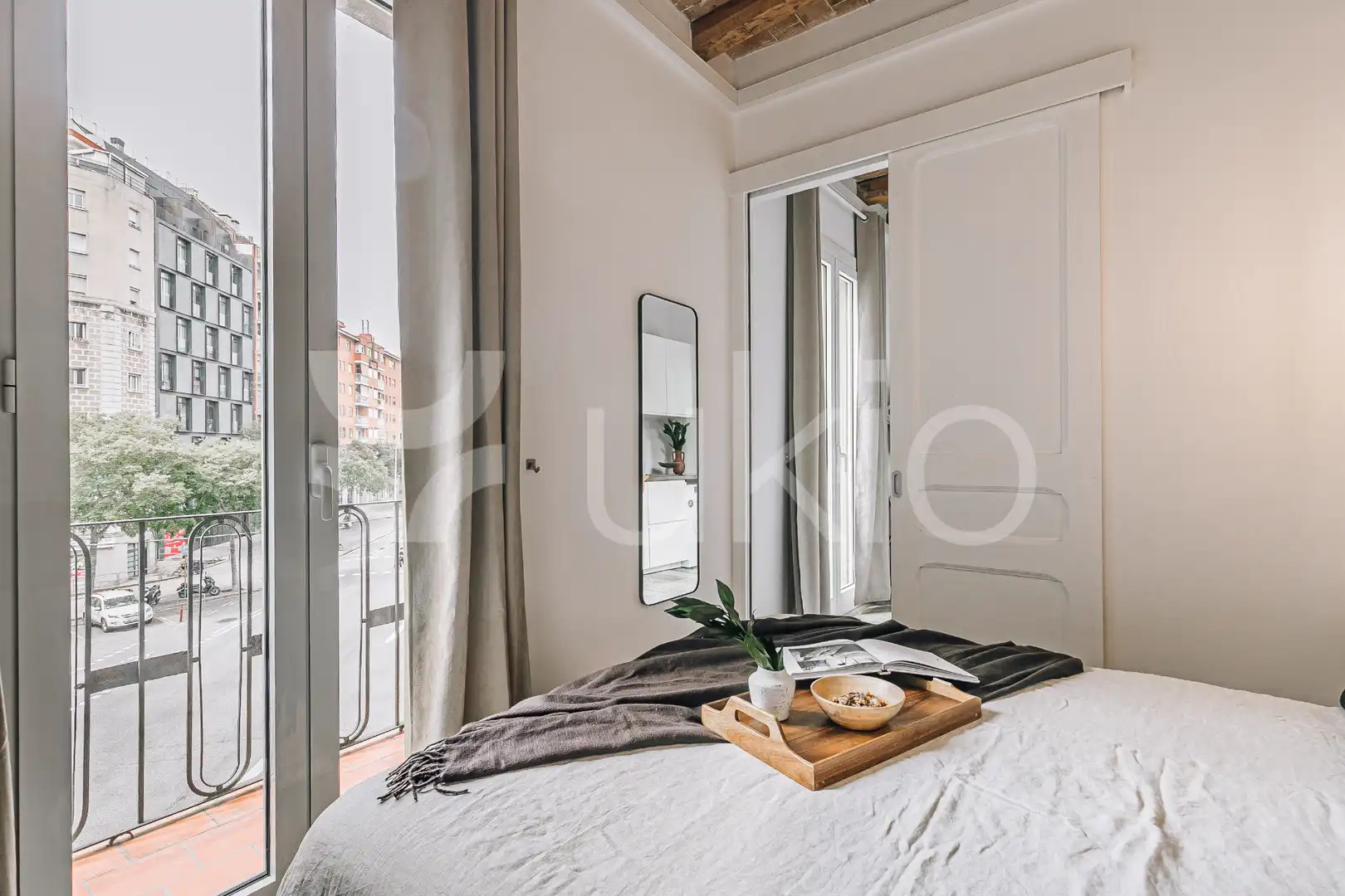 Schlafzimmer von Wohnungen zur Miete in Barcelona mit Klimaanlage, Heizung und Möbliert