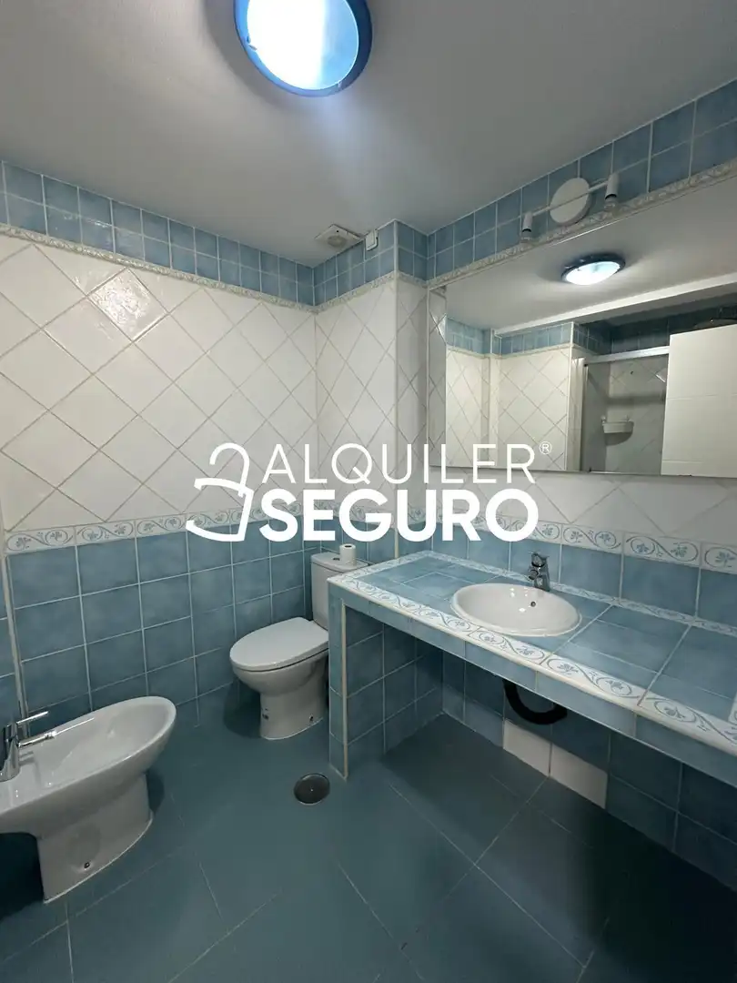 Bany de Pis de lloguer en Tetuán