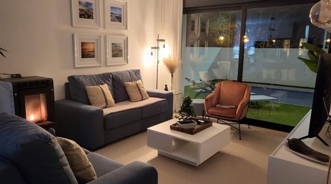 Vivienda con piscina privada y amplio jardín en Almoradí, imatge 2