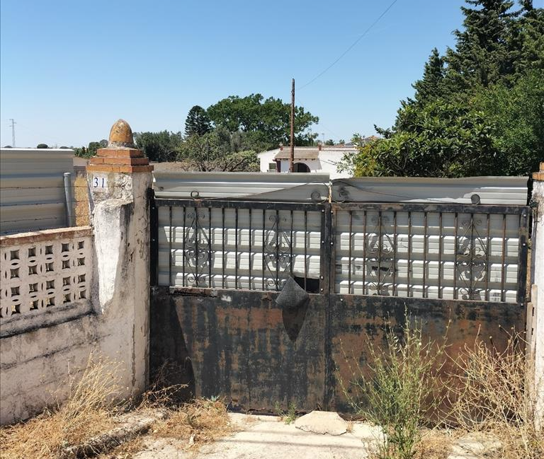 Vista exterior de Casa o xalet en venda en Chiclana de la Frontera