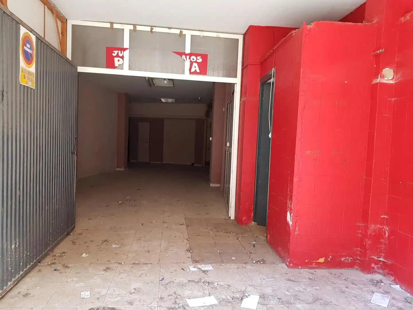 Local comercial en venta en Calle Arroyo