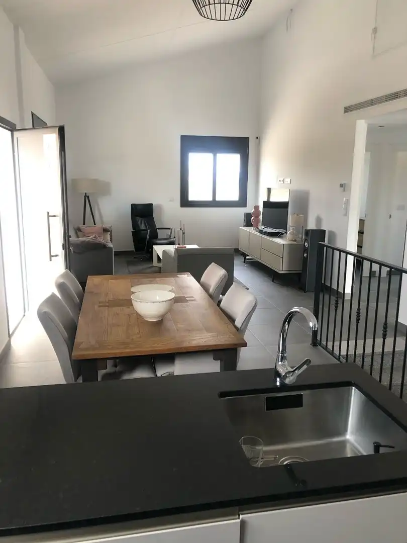 Casa amb piscina en venda a El Pinós / Pinoso, imagen 3