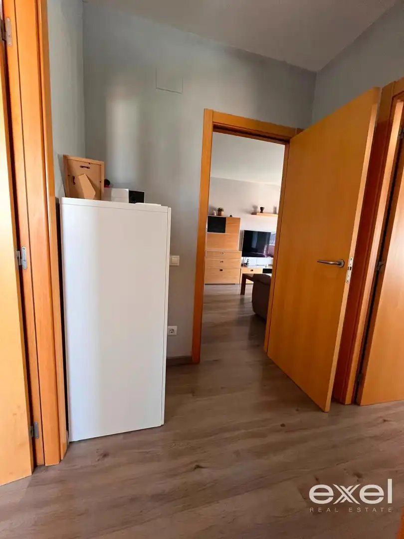 Wohnung zum Verkauf in Sant Joan Despí mit Klimaanlage, Heizung und Parkett