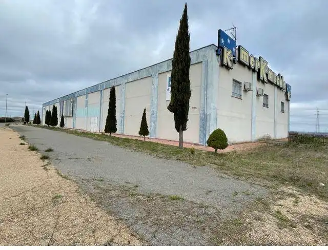 Industrial building for sale in Villamayor, imagen 2