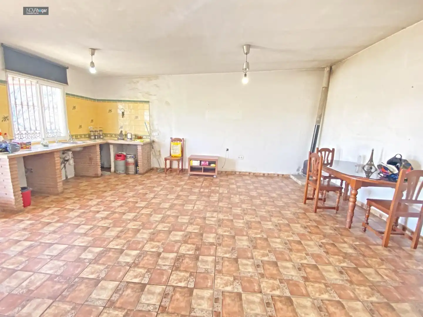 Cuina de Finca rústica en venda en Álora amb Jardí privat