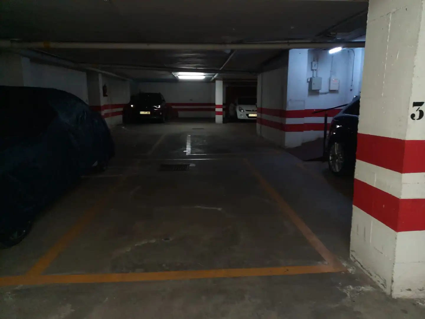 Aparcament amb ascensor en venda a Valdepasillas - La Paz - Huerta Rosales, imagen 2
