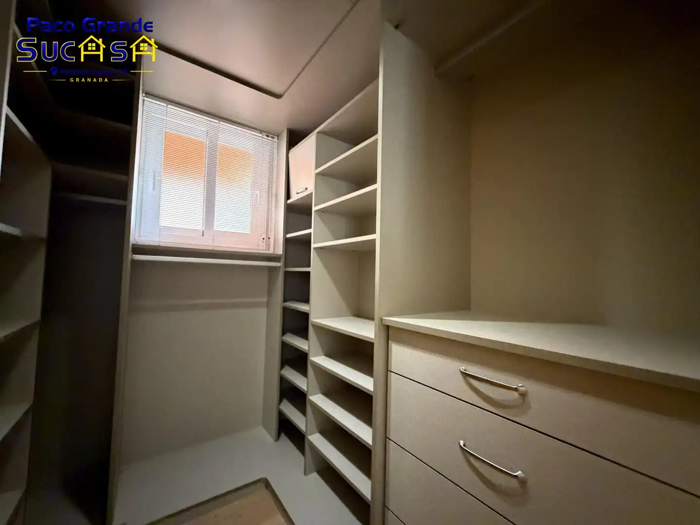 Schlafzimmer von Wohnung zur Miete in Granada mit Klimaanlage, Heizung und Terrasse