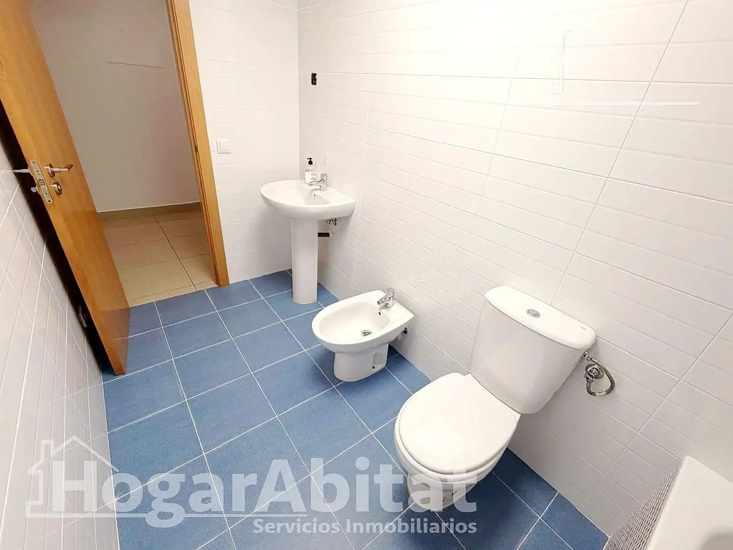 Bany de Pis en venda en Montserrat amb Aire condicionat, Calefacció i Terrassa