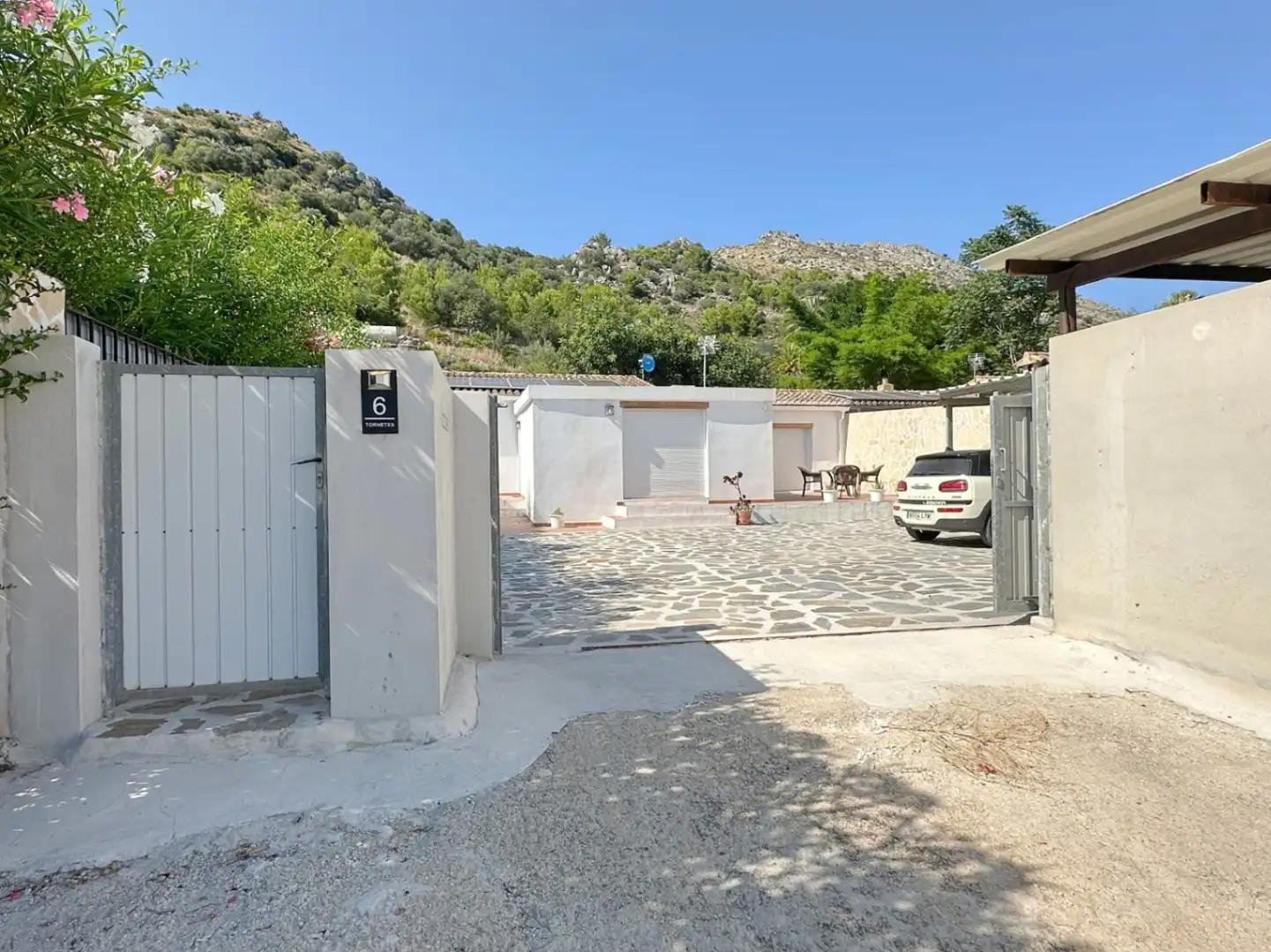 Vista exterior de Finca rústica en venda en El Ràfol d'Almúnia amb Aire condicionat, Calefacció i Terrassa