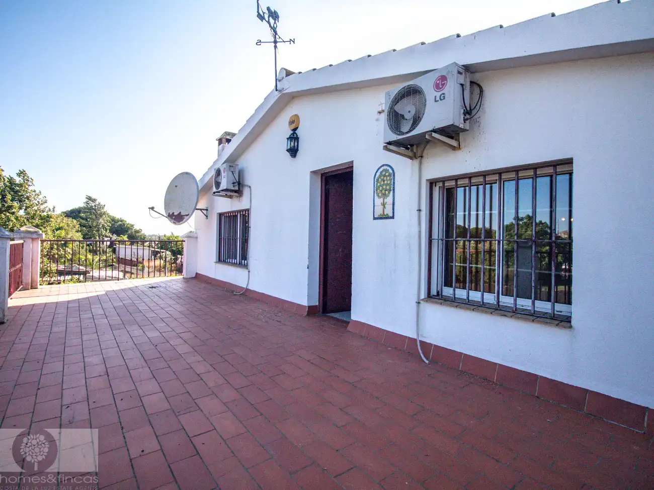 Vista exterior de Finca rústica en venta en Cartaya con Jardín privado, Piscina y Amueblado