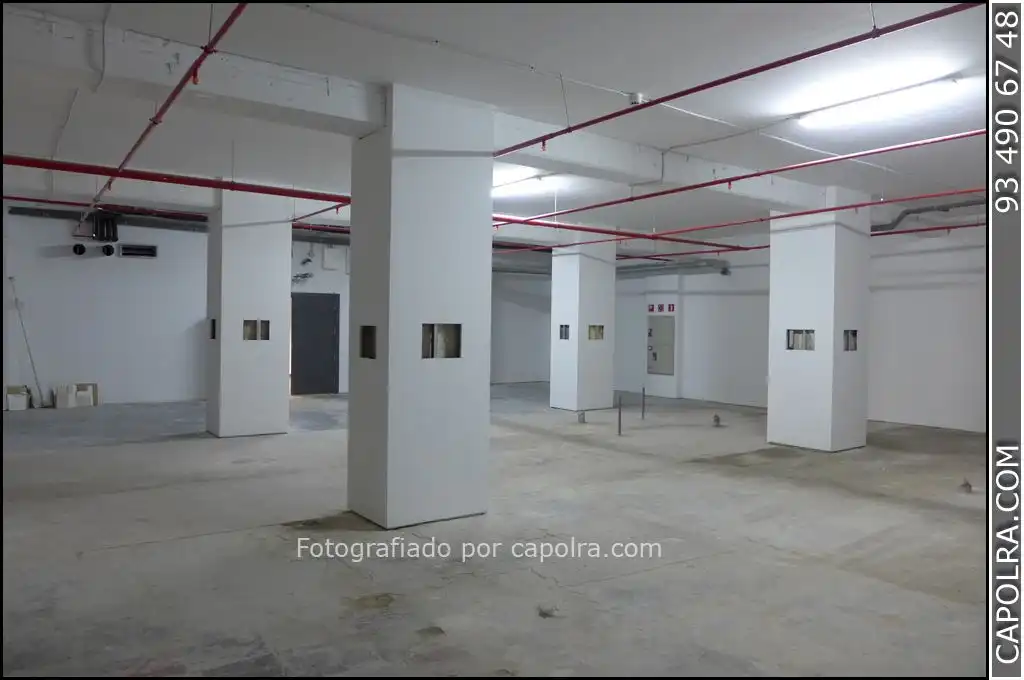 Parkplatz von Gebäude zur Miete in Barcelona