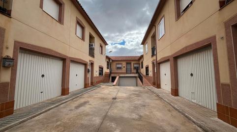 Foto 2 de Casa adosada en venda a Calle Ángel Pereira, 3, Argamasilla de Alba, Ciudad Real