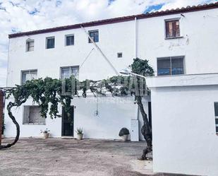 Vista exterior de Casa adosada en venda en Roquetes amb Aire condicionat, Jardí privat i Piscina