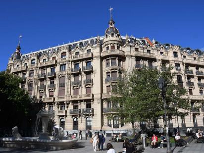 Vista exterior de Pis en venda en Bilbao  amb Calefacció, Traster i Balcó