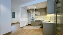 Kitchen of Flat for sale in  Barcelona Capital  with Heating, Terrace and Oven