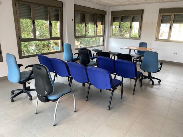 Local comercial en Alquiler en Calle Ibiza en Ogíjares