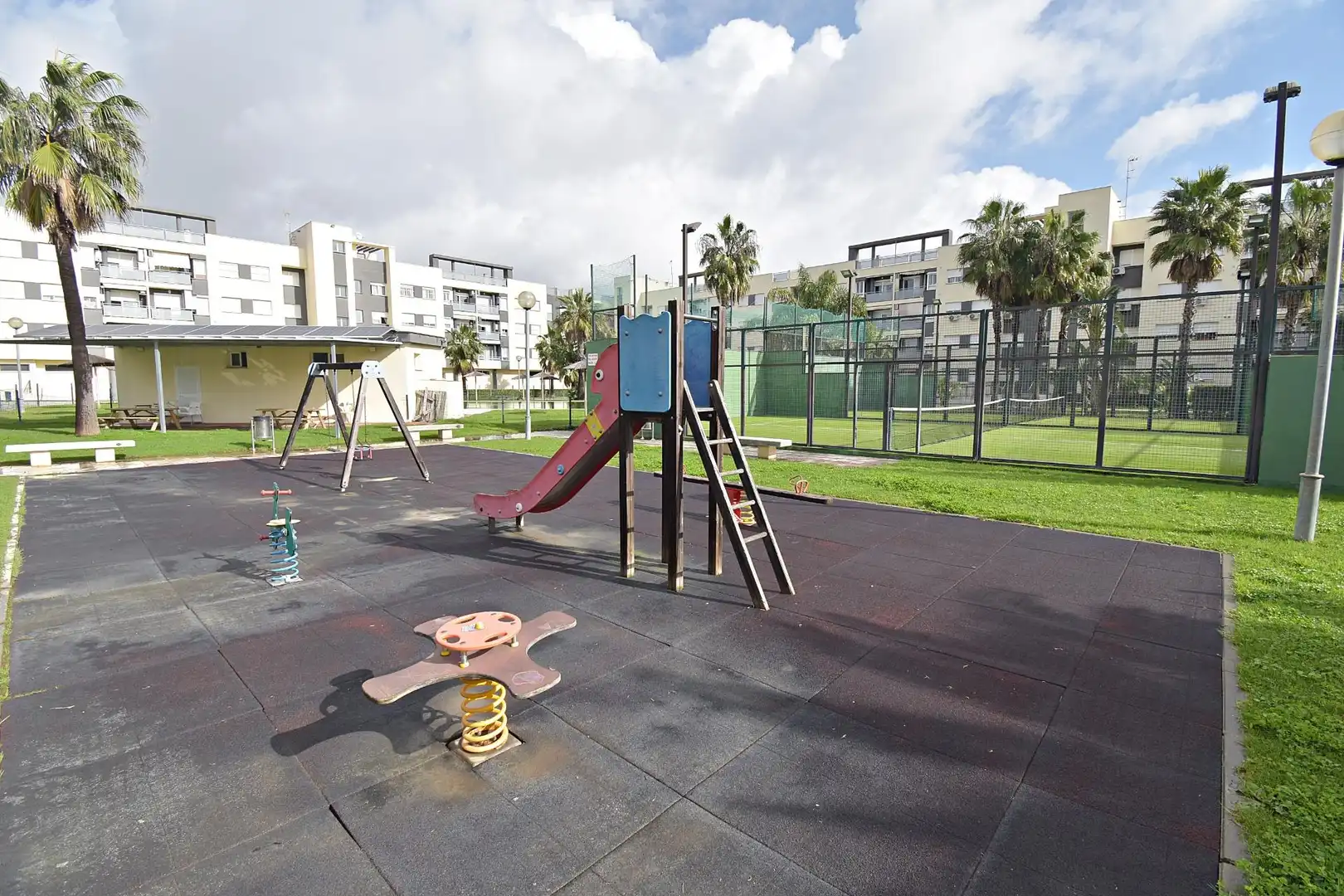 Exterior view of Flat for sale in Jerez de la Frontera  with Terrace and Community pool