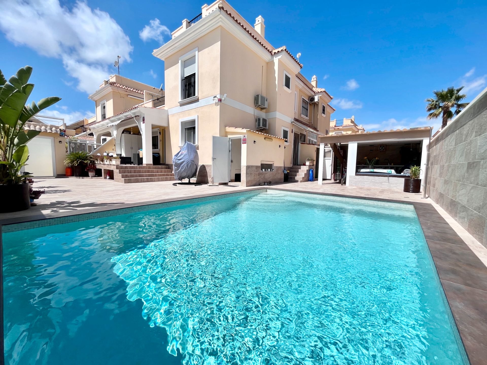 Casa adosada en venda a Avenida de Cuenca, 22
