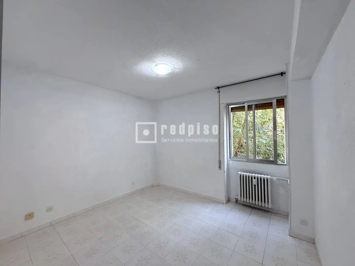 Habitación de Piso en venta en Madrid con Calefacción y Terraza