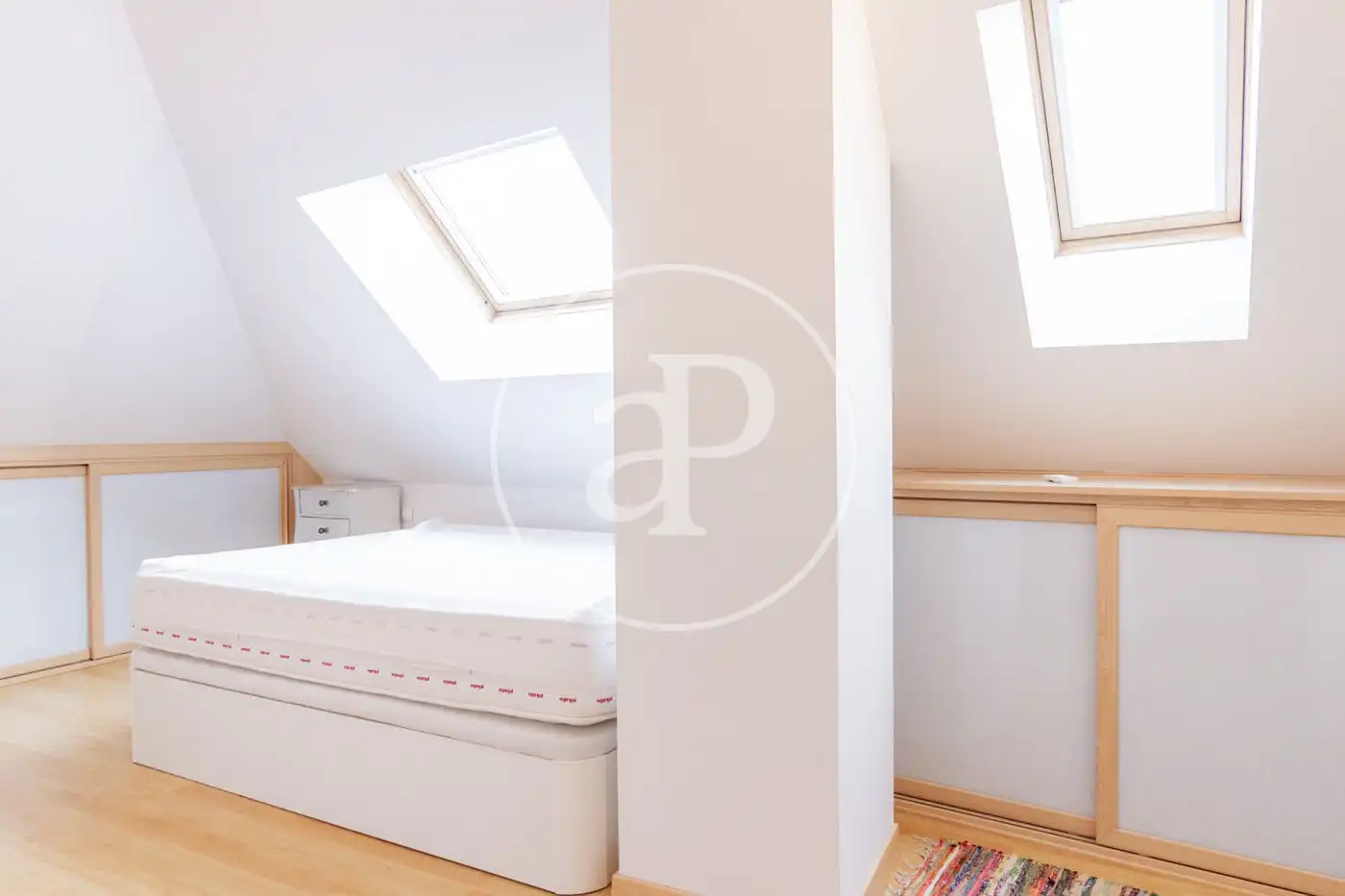 Bedroom of Flat for rent in Madrid  with Air Conditioner, Heating and Terrace