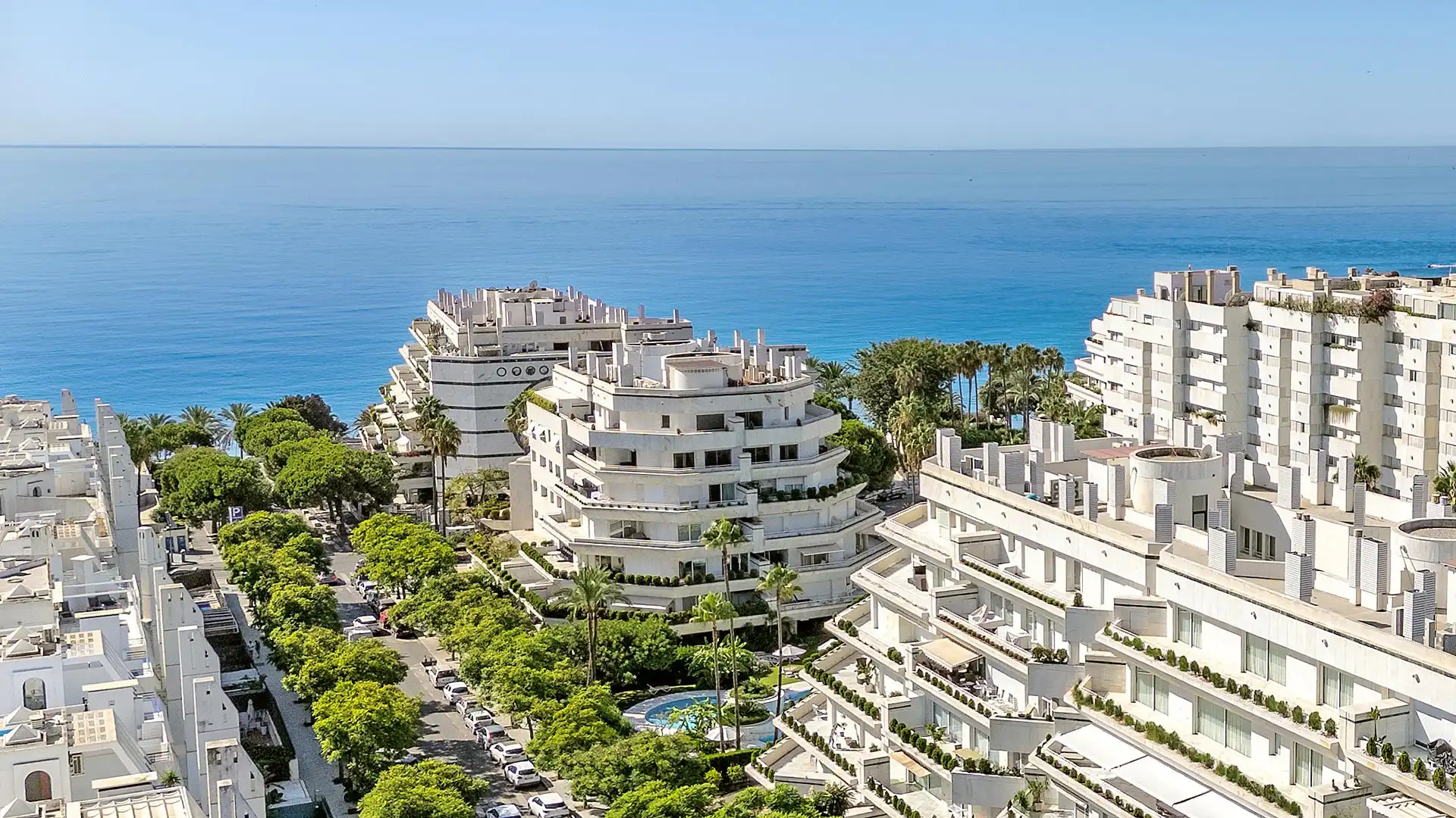 Vista exterior de Apartamento en venta en Marbella con Aire acondicionado, Calefacción y Terraza