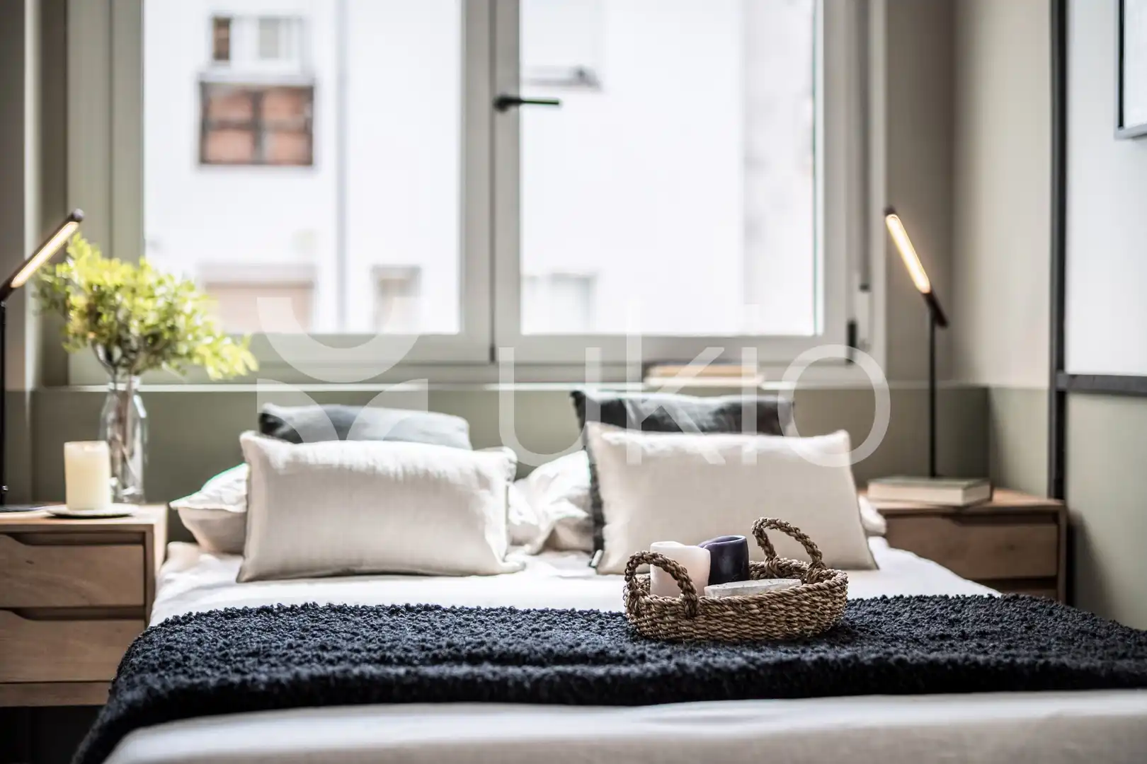 Habitación de Apartamento de alquiler en Madrid con Calefacción, Amueblado y Horno