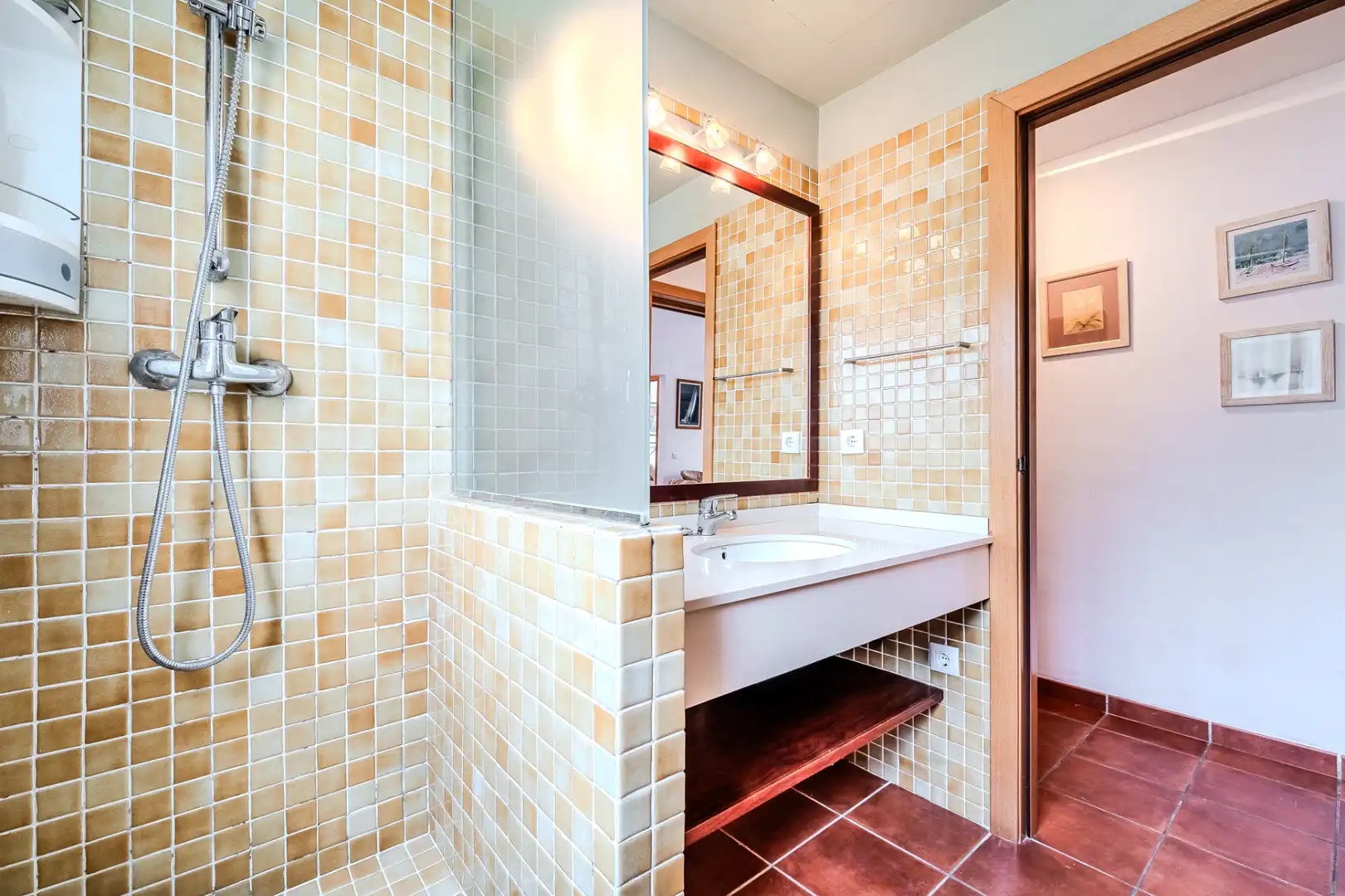 Baño de Piso en venta en L'Ampolla con Aire acondicionado, Calefacción y Terraza
