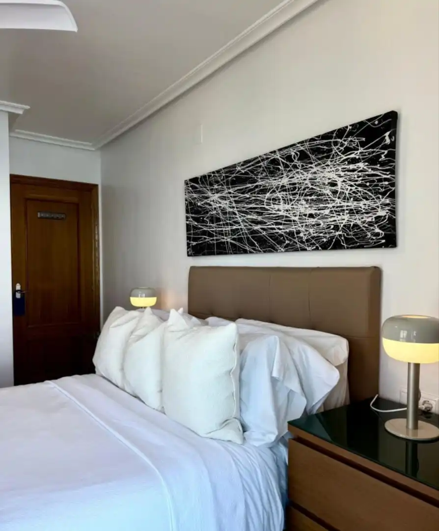 Schlafzimmer von Dachboden zum Verkauf in La Manga del Mar Menor mit Klimaanlage, Abstellraum und Möbliert