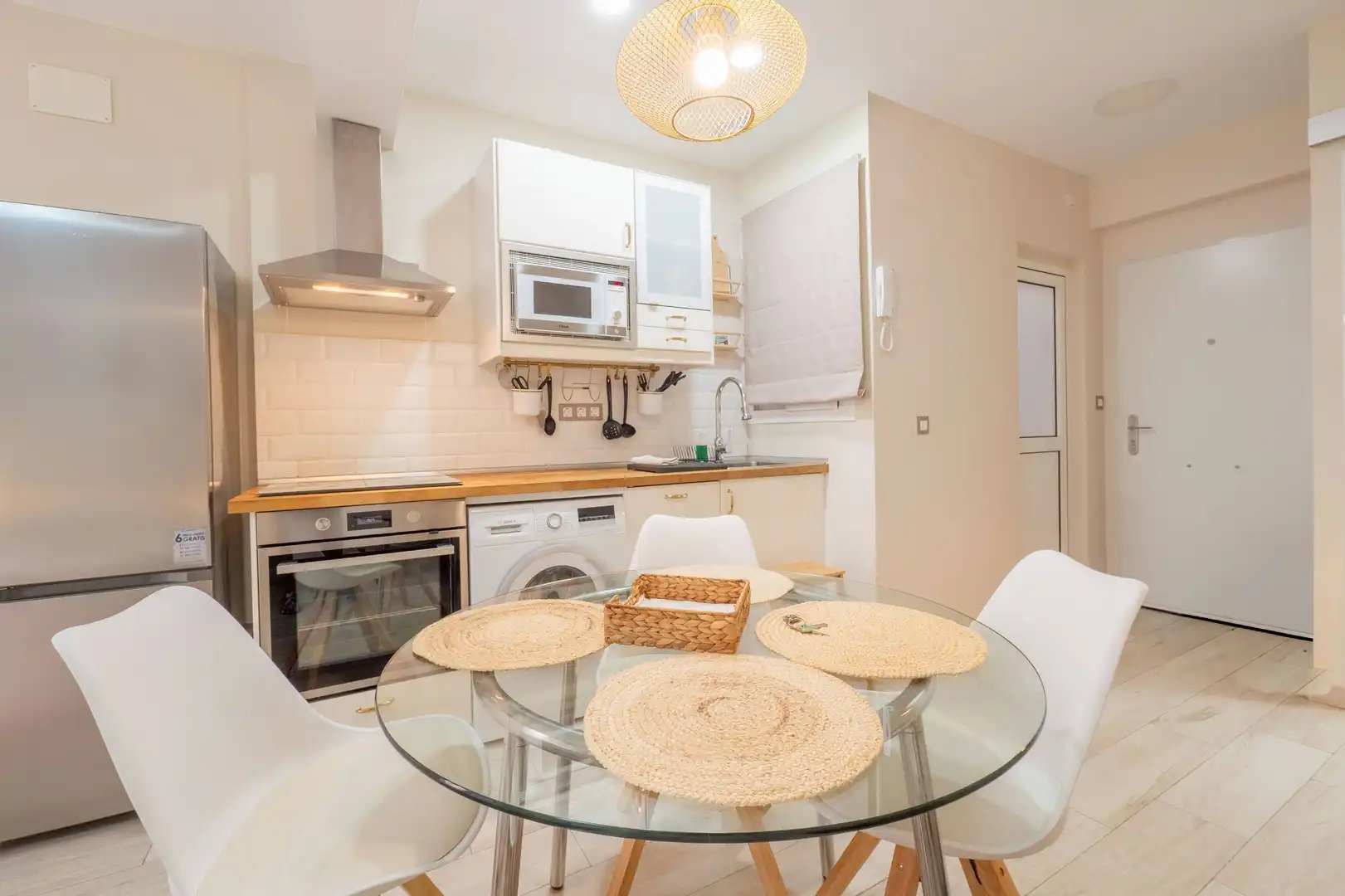 Cocina de Estudio de alquiler en Las Palmas de Gran Canaria con Amueblado y Balcón