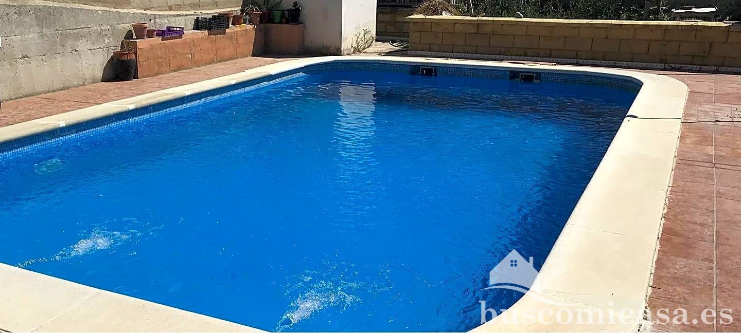 Piscina de Finca rústica en venda en Linares amb Aire condicionat, Jardí privat i Terrassa
