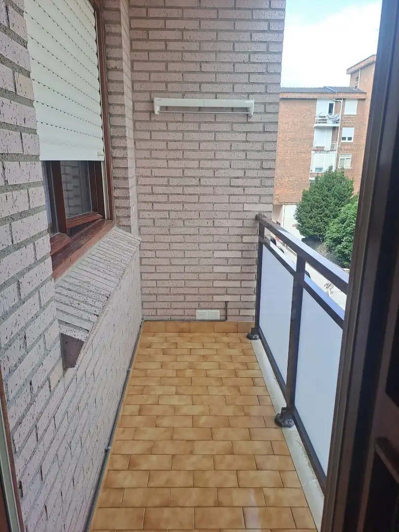 Terrassa de Apartament de lloguer en Santoña amb Terrassa i Moblat