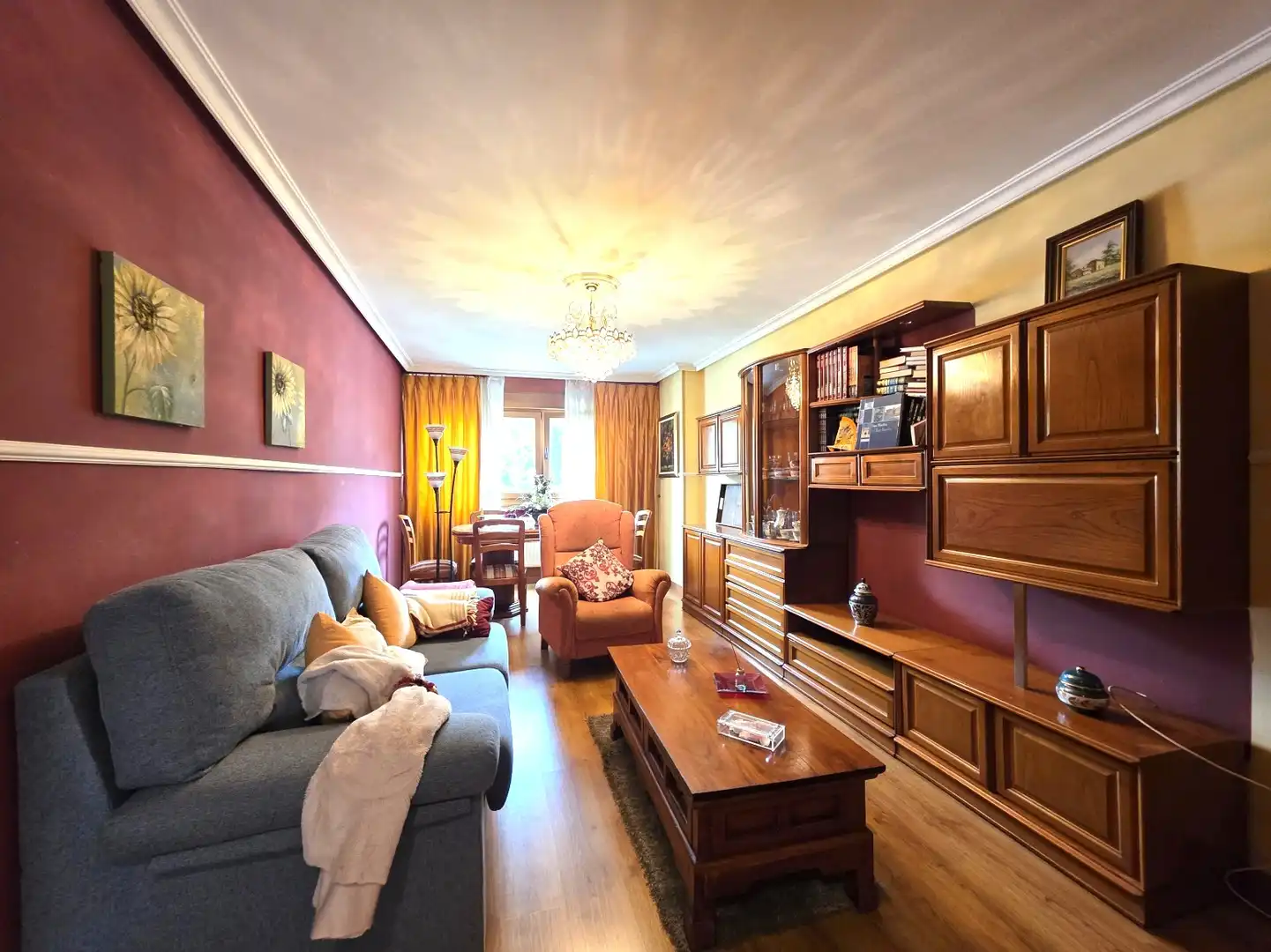 Wohnzimmer von Wohnung zum Verkauf in San Martín del Rey Aurelio mit Heizung, Privatgarten und Parkett