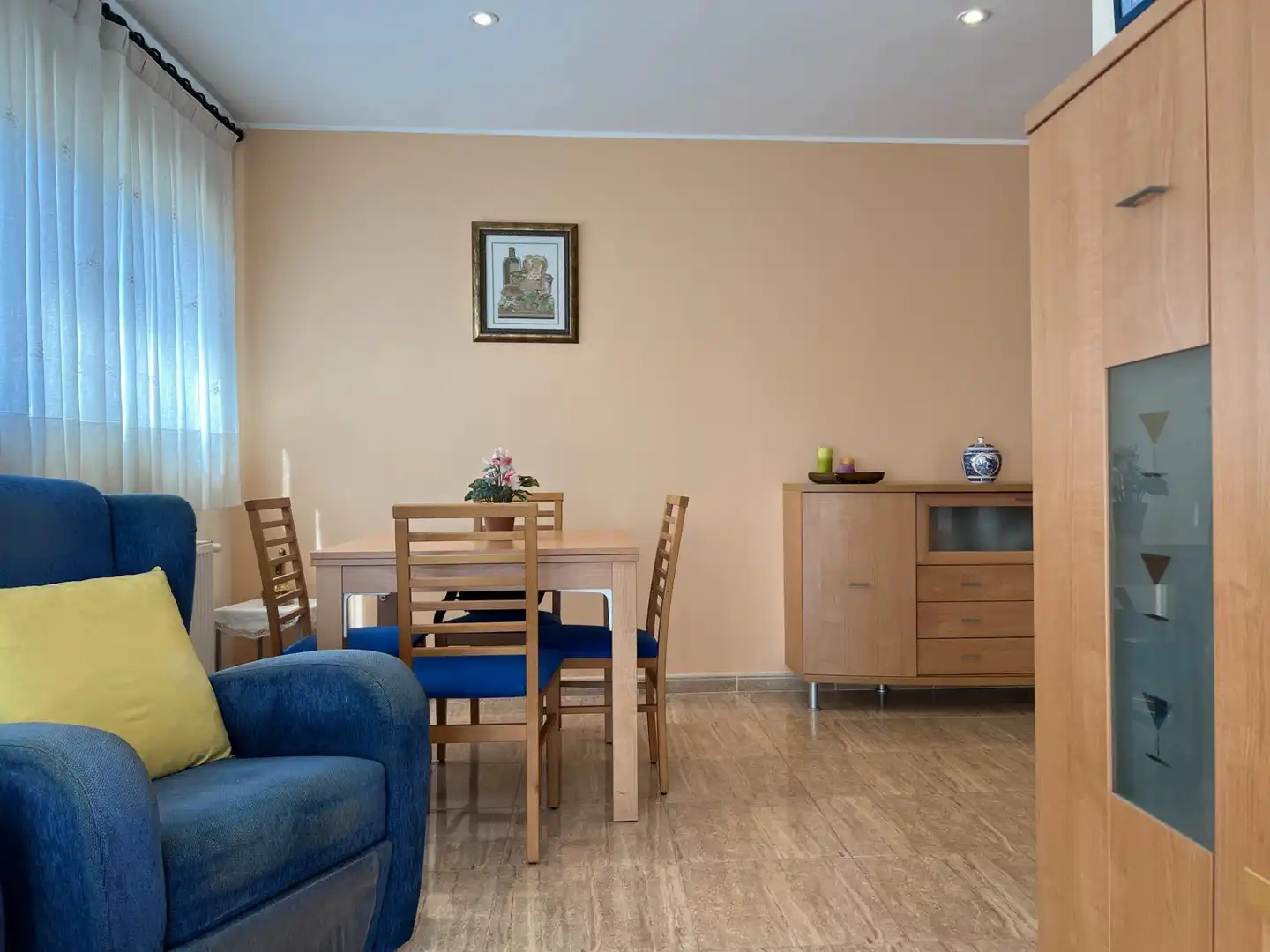 Menjador de Apartament en venda en Sant Pere Pescador amb Aire condicionat, Calefacció i Balcó