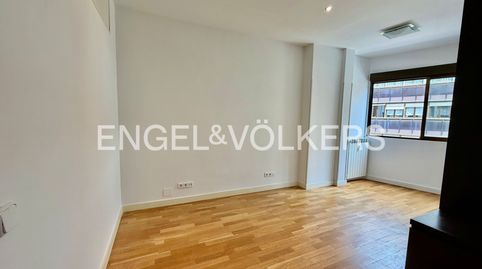 Foto 3 von Wohnung zur Miete in Hispanoamérica - Bernabéu, Madrid Capital