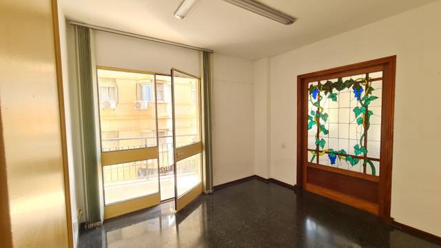 Piso en Venta en puerto en La Malagueta - Monte Sancha