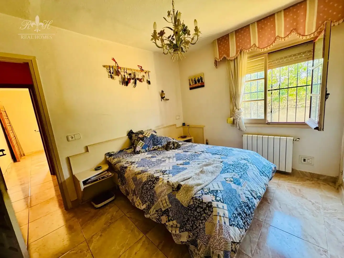 Dormitori de Casa o xalet en venda en L'Alfàs del Pi amb Terrassa i Piscina