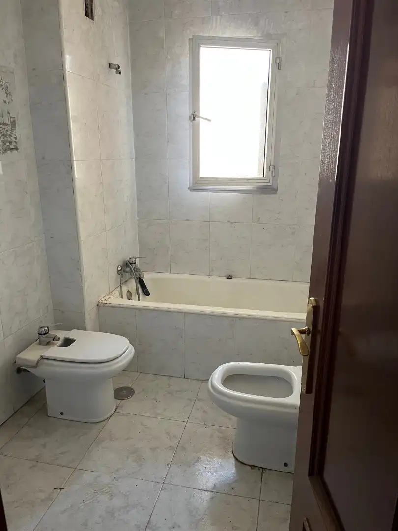 Baño de Piso en venta en Zamora Capital  con Calefacción, Parquet y Balcón