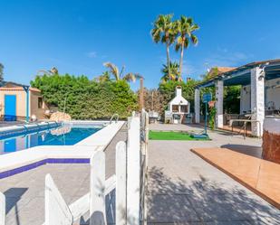 Exterior view of House or chalet for sale in  Almería Capital  with Air Conditioner, Heating and Private garden