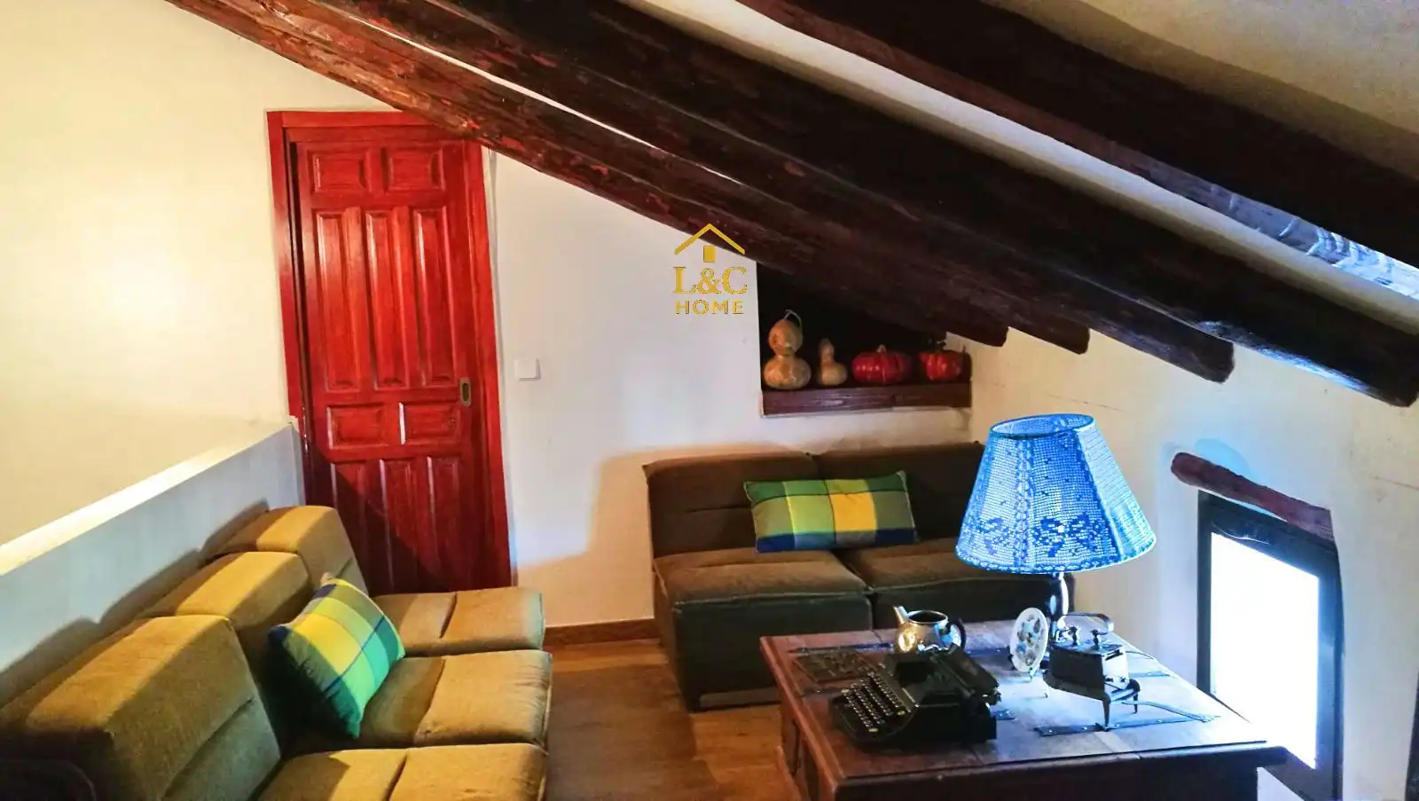 Sala d'estar de Casa o xalet en venda en Almazul amb Jardí privat