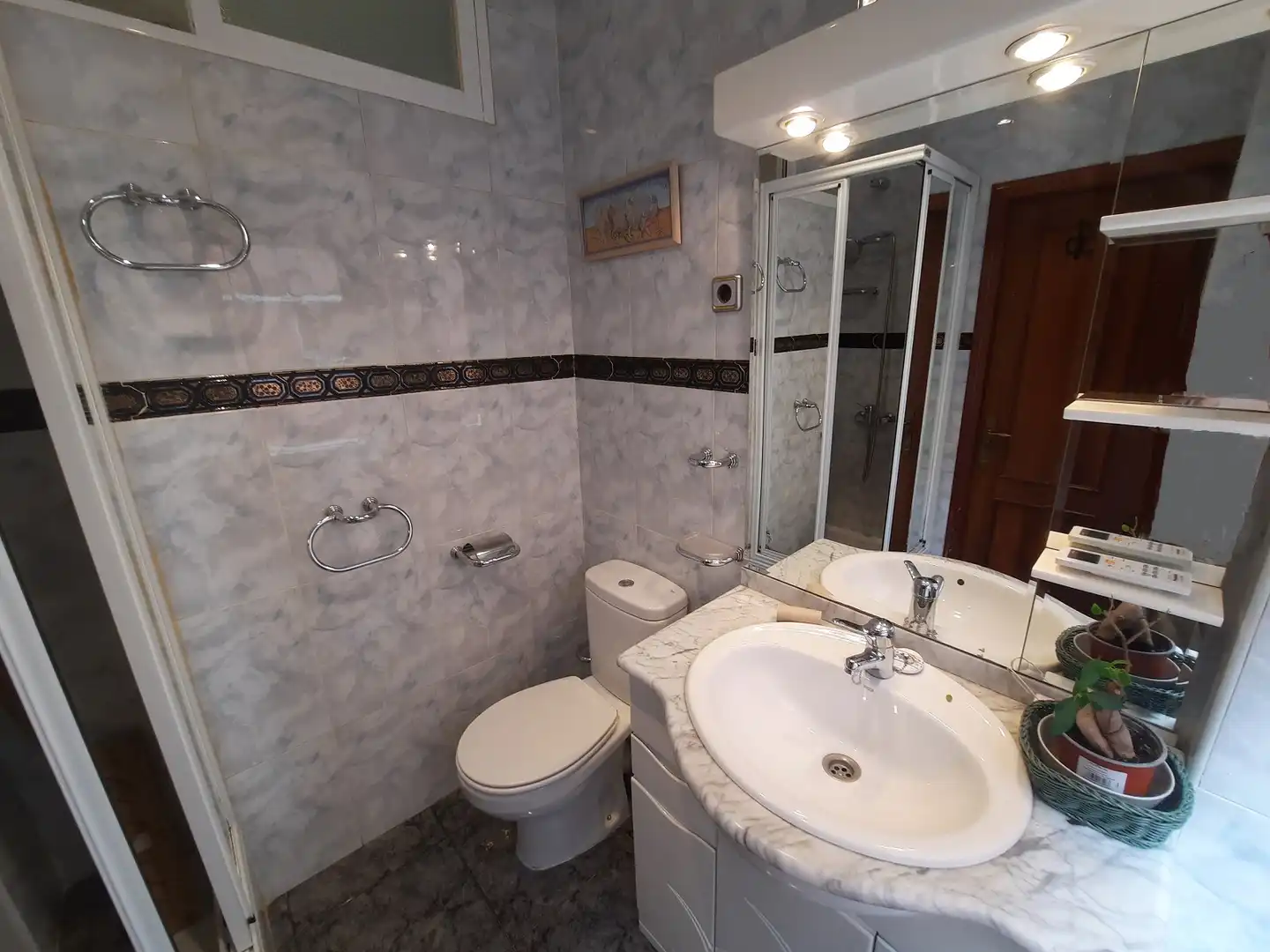 Badezimmer von Wohnung zur Miete in Madrid mit Klimaanlage, Heizung und Parkett