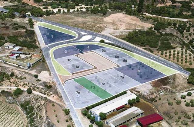 Terreno industrial en Venta en Carrer Aragó en Arnes