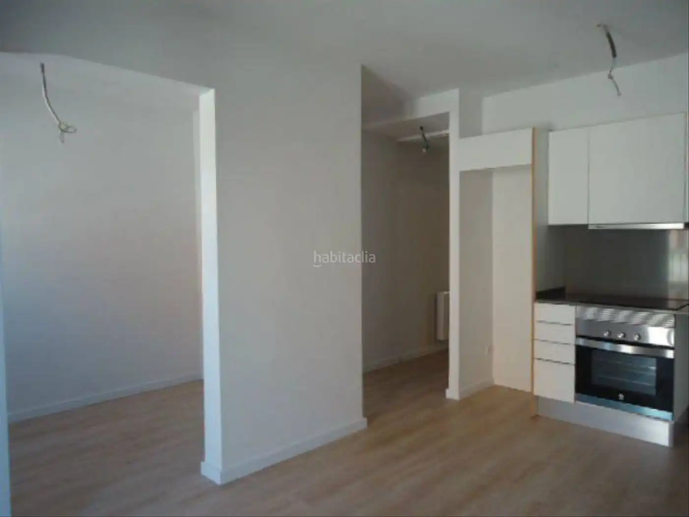 Wohnung zum Verkauf in Barcelona mit Klimaanlage und Heizung