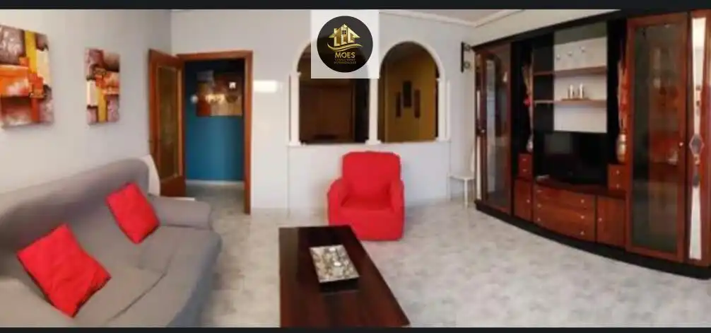 Sala d'estar de Pis en venda en Baeza amb Terrassa